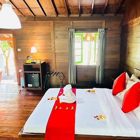 Avery Coconut Island Waterpark Beach Resort Carita Buitenkant foto