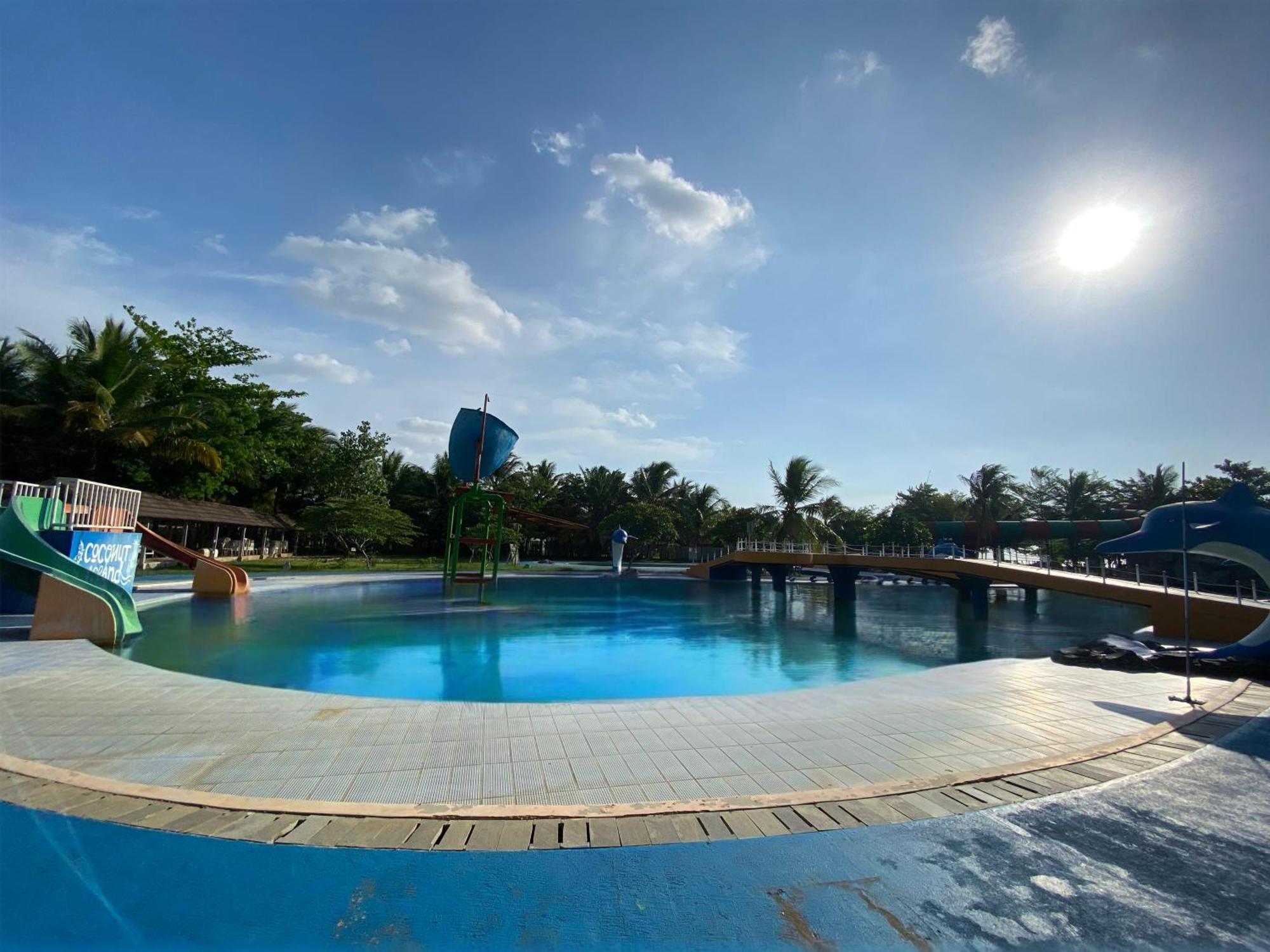 Avery Coconut Island Waterpark Beach Resort Carita Buitenkant foto